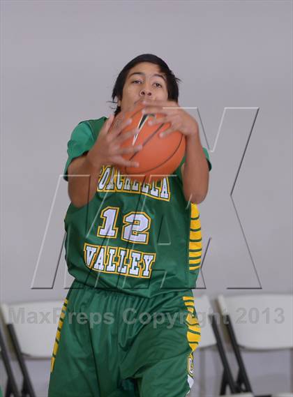 Thumbnail 1 in Coachella Valley vs. Rancho Mirage (MaxPreps Holiday Classic) photogallery.