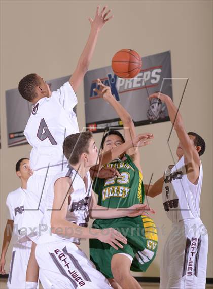 Thumbnail 3 in Coachella Valley vs. Rancho Mirage (MaxPreps Holiday Classic) photogallery.