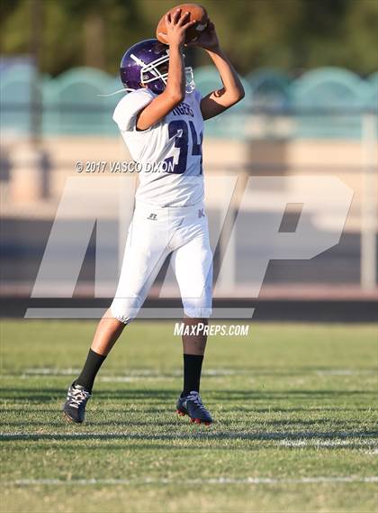Thumbnail 1 in Millennium vs La Joya photogallery.