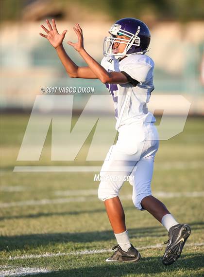 Thumbnail 2 in Millennium vs La Joya photogallery.