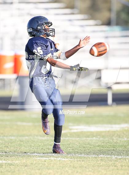 Thumbnail 3 in Millennium vs La Joya photogallery.