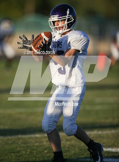 Thumbnail 1 in Millennium vs La Joya photogallery.