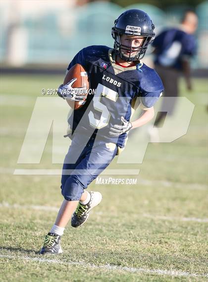 Thumbnail 2 in Millennium vs La Joya photogallery.