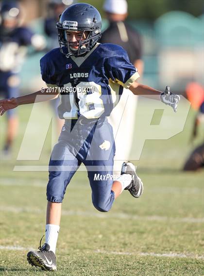 Thumbnail 2 in Millennium vs La Joya photogallery.
