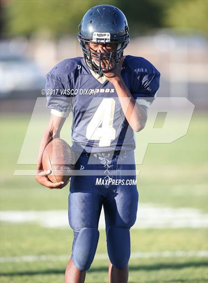 Thumbnail 3 in Millennium vs La Joya photogallery.