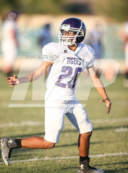 Thumbnail 1 in Millennium vs La Joya photogallery.