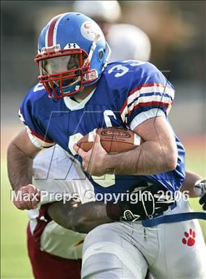 Thumbnail 3 in St. Francis Prep vs. Cardinal Hayes photogallery.