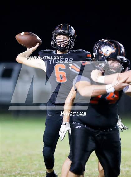 Thumbnail 2 in Crescent vs Crossings Christian photogallery.