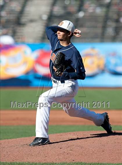 Thumbnail 2 in Balboa vs. Washington (CIF SFS Final) photogallery.