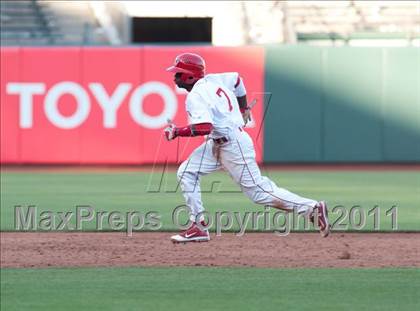 Thumbnail 2 in Balboa vs. Washington (CIF SFS Final) photogallery.