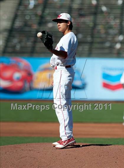 Thumbnail 3 in Balboa vs. Washington (CIF SFS Final) photogallery.