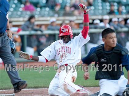 Thumbnail 2 in Balboa vs. Washington (CIF SFS Final) photogallery.