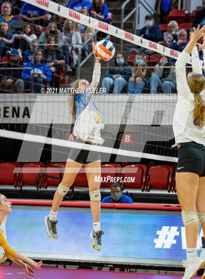 Thumbnail 3 in Camden County vs. Southwestern Randolph (NCHSAA 2A Final) (2 of 2) (the Game) photogallery.