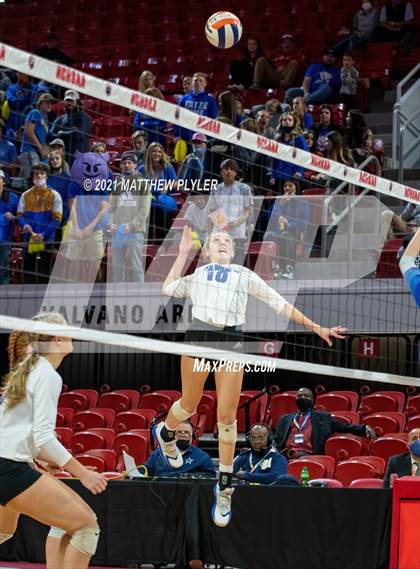 Thumbnail 1 in Camden County vs. Southwestern Randolph (NCHSAA 2A Final) (2 of 2) (the Game) photogallery.