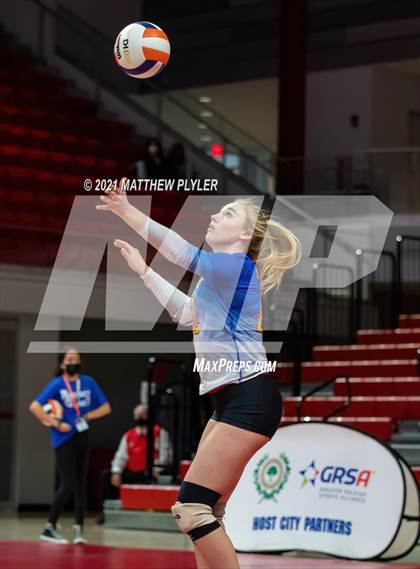 Thumbnail 1 in Camden County vs. Southwestern Randolph (NCHSAA 2A Final) (2 of 2) (the Game) photogallery.