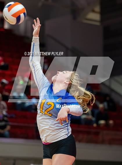 Thumbnail 3 in Camden County vs. Southwestern Randolph (NCHSAA 2A Final) (2 of 2) (the Game) photogallery.