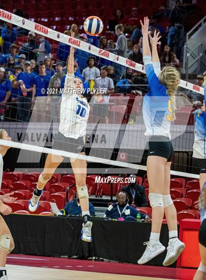Thumbnail 3 in Camden County vs. Southwestern Randolph (NCHSAA 2A Final) (2 of 2) (the Game) photogallery.