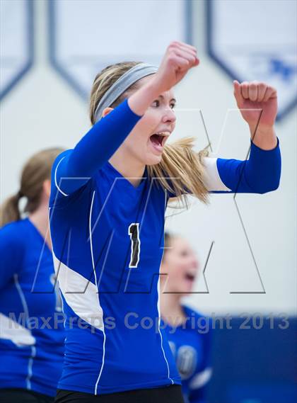 Thumbnail 3 in Grandview vs. Douglas County (Titan Classic) photogallery.