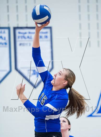 Thumbnail 3 in Grandview vs. Douglas County (Titan Classic) photogallery.