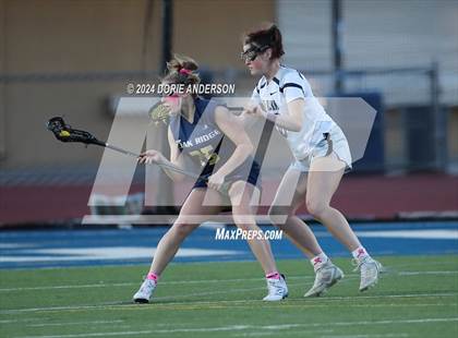 Thumbnail 1 in Oak Ridge @ Vista del Lago photogallery.