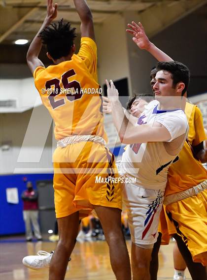 Thumbnail 3 in Brooks DeBartolo Collegiate @ Northside Christian photogallery.
