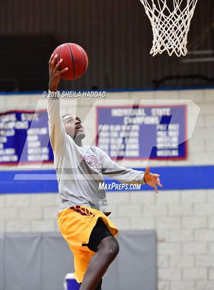 Thumbnail 1 in Brooks DeBartolo Collegiate @ Northside Christian photogallery.