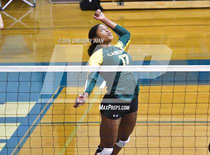 Thumbnail 1 in Cabrini vs Haynes Academy (Country Day Tournament) photogallery.