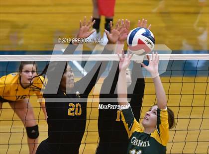 Thumbnail 2 in Cabrini vs Haynes Academy (Country Day Tournament) photogallery.