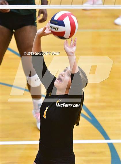 Thumbnail 2 in Cabrini vs Haynes Academy (Country Day Tournament) photogallery.