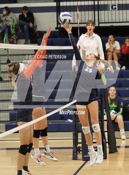 Thumbnail 2 in Mountain Crest @ Ridgeline photogallery.