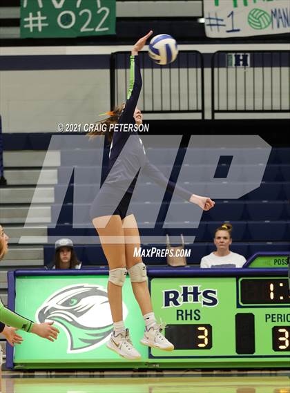 Thumbnail 1 in Mountain Crest @ Ridgeline photogallery.
