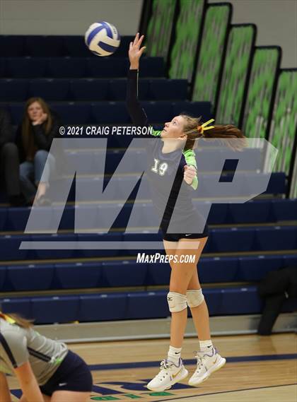 Thumbnail 3 in Mountain Crest @ Ridgeline photogallery.