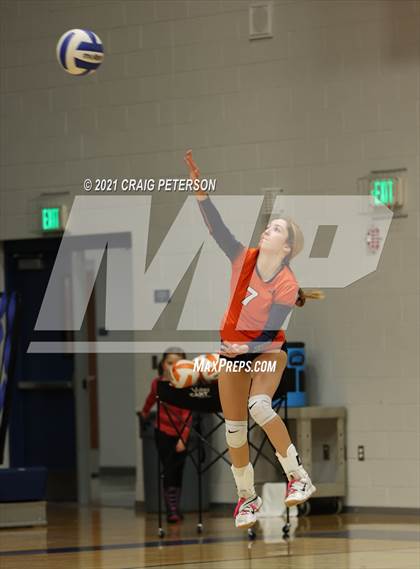 Thumbnail 1 in Mountain Crest @ Ridgeline photogallery.