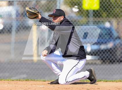 Thumbnail 1 in Redwood @ Petaluma photogallery.