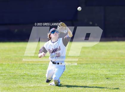 Thumbnail 1 in Redwood @ Petaluma photogallery.