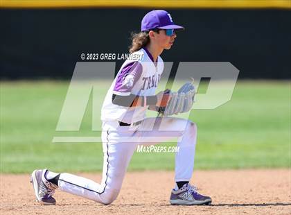 Thumbnail 2 in Redwood @ Petaluma photogallery.