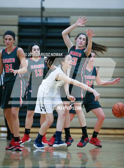 Thumbnail 2 in Romeo @ Stoney Creek (MHSAA District Semifinal) photogallery.