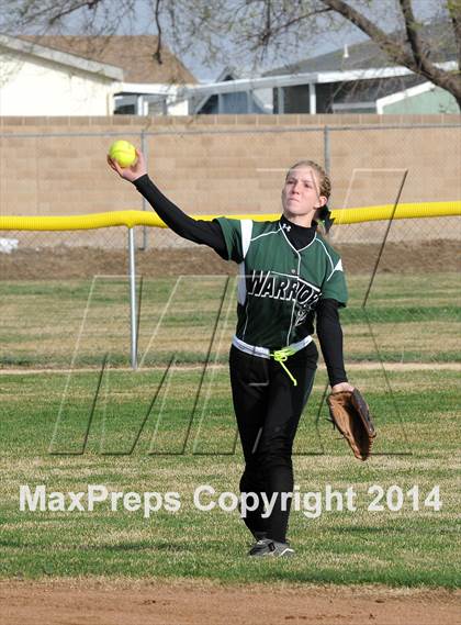 Thumbnail 1 in Burroughs @ Tehachapi photogallery.