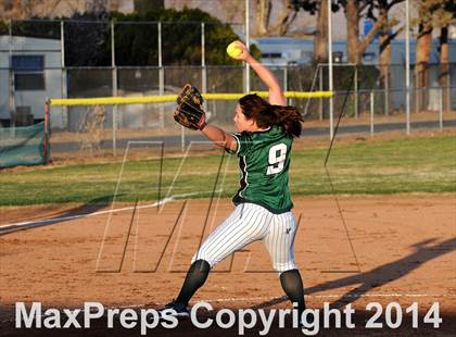 Thumbnail 3 in Burroughs @ Tehachapi photogallery.