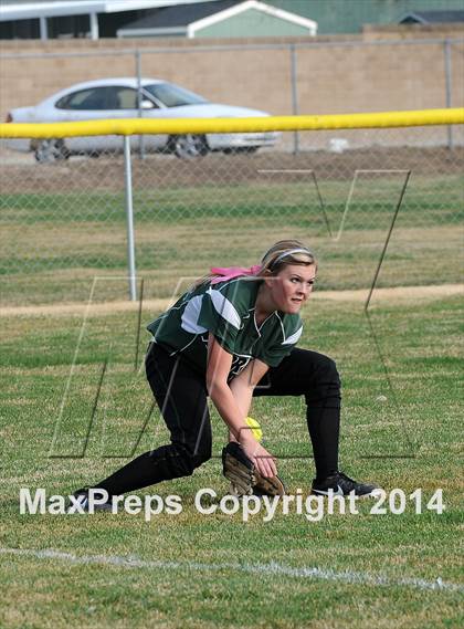 Thumbnail 1 in Burroughs @ Tehachapi photogallery.