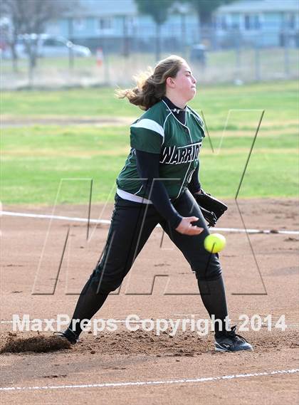 Thumbnail 2 in Burroughs @ Tehachapi photogallery.