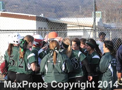 Thumbnail 3 in Burroughs @ Tehachapi photogallery.