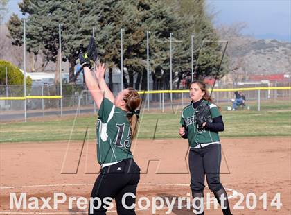 Thumbnail 1 in Burroughs @ Tehachapi photogallery.