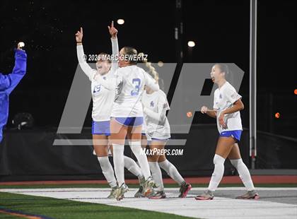 Thumbnail 1 in Santiago vs. Santa Margarita (CIF-SS Open Division Final) photogallery.