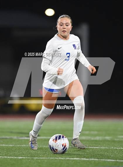 Thumbnail 3 in Santiago vs. Santa Margarita (CIF-SS Open Division Final) photogallery.