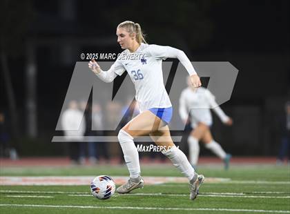 Thumbnail 1 in Santiago vs. Santa Margarita (CIF-SS Open Division Final) photogallery.