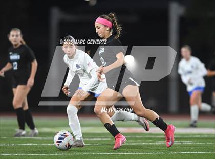 Thumbnail 2 in Santiago vs. Santa Margarita (CIF-SS Open Division Final) photogallery.
