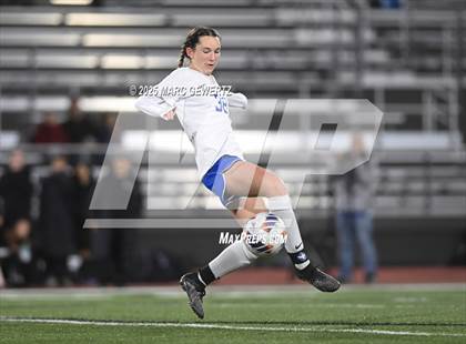 Thumbnail 2 in Santiago vs. Santa Margarita (CIF-SS Open Division Final) photogallery.