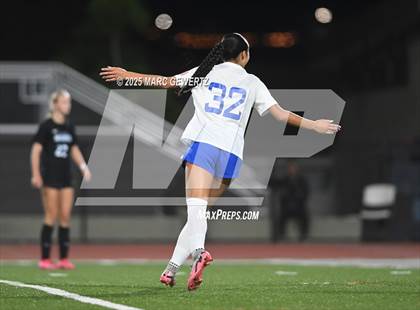Thumbnail 1 in Santiago vs. Santa Margarita (CIF-SS Open Division Final) photogallery.