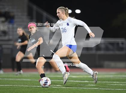 Thumbnail 3 in Santiago vs. Santa Margarita (CIF-SS Open Division Final) photogallery.